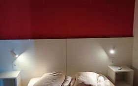 Apartamento A 2 Minutos Da Praca!